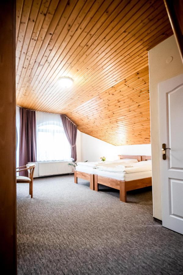 Hotel Squash Centrum プリエヴィドザ エクステリア 写真