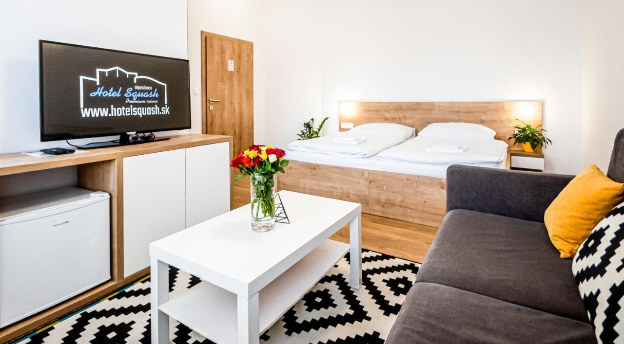 Hotel Squash Centrum プリエヴィドザ エクステリア 写真