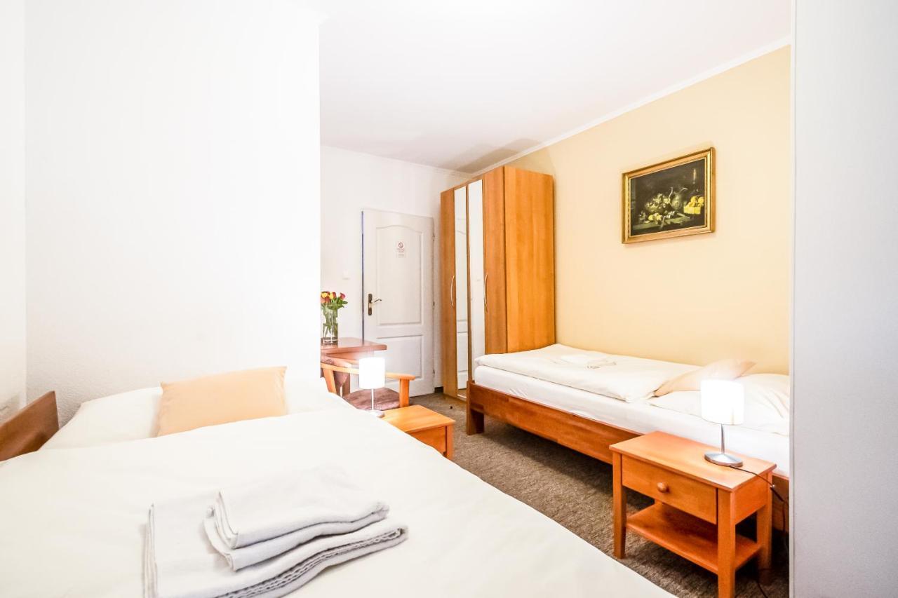 Hotel Squash Centrum プリエヴィドザ エクステリア 写真